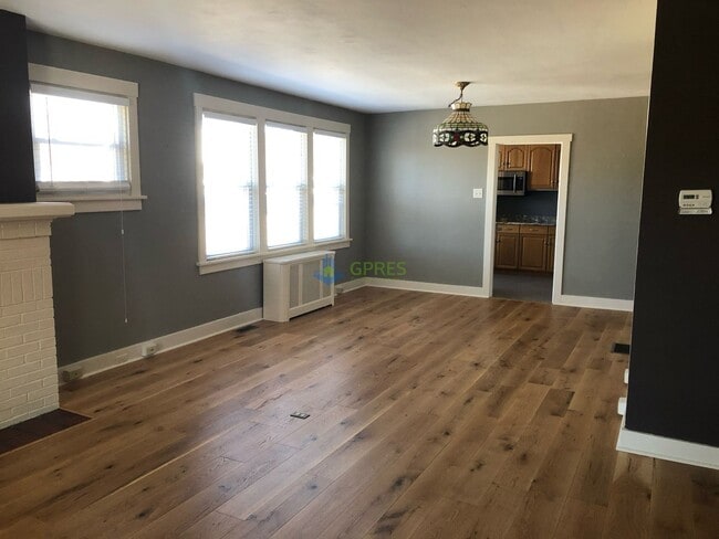 357-359-359 Washington Ave Unit 357 Washington Ave.
