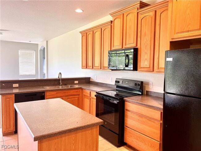 Photo - 3283 Hampton Blvd