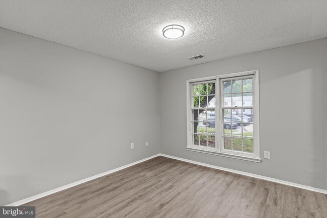 Photo - 1718 Brightwell Ct