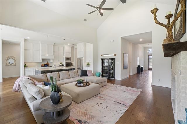 Photo - 261 Carrington Dr