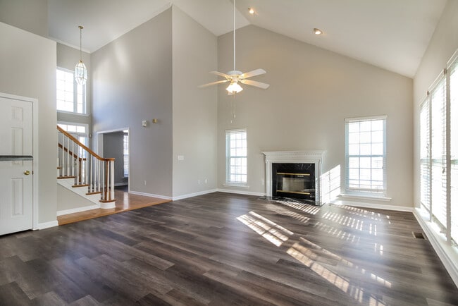 Photo - 6 Mountain Rose Ct