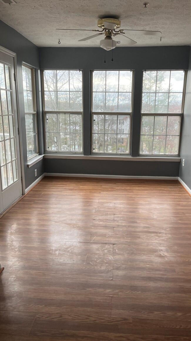 Fotografía del edificio - 901 Swallow Crest Ct Unidad 901MSwallowCrest