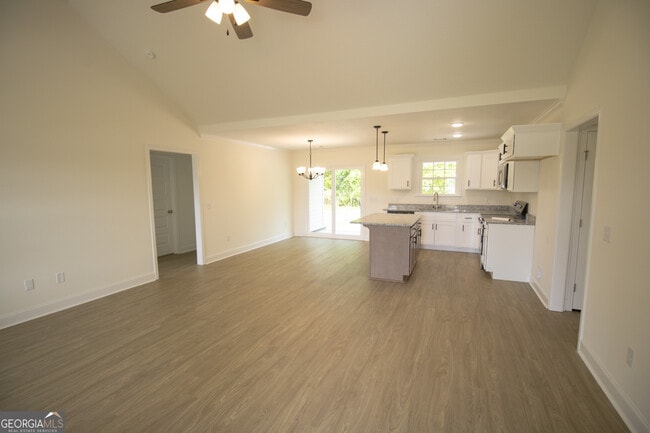 Photo - 101 Enclave Ct