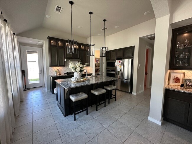 Building Photo - 122 Nightshade St