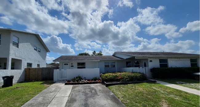 Photo - 20526 SW 92nd Ct Unit 20526