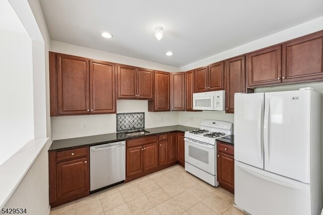 Photo - 26 DeCroce Ct