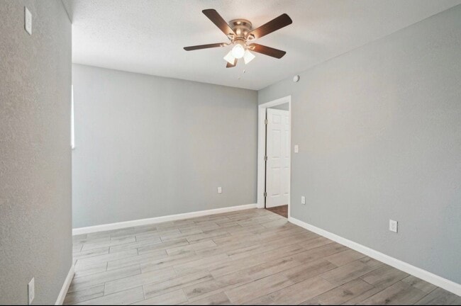 Photo - 8412 Avenue L Unit upstairs #2