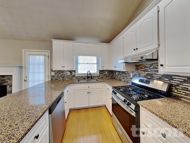 Photo - 403 Bennett Farms Pl