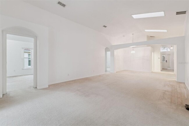1346 Solana Cir
