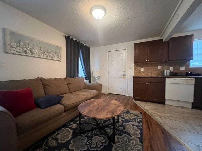 Photo - 702 Mitchell Dr