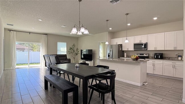 Photo - 2129 Hibiscus Pl