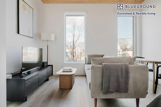 Photo - 154 Broadway Unit FL2-ID1107