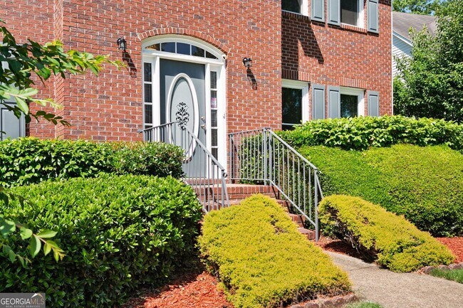 Photo - 821 Soaring Dr NE