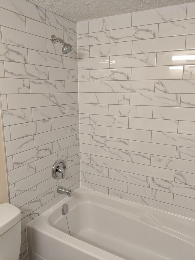 Photo - 322-326 6 Ave NE Unit 22