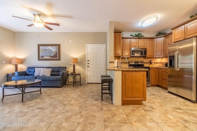 1500 E Pusch Wilderness Dr Unit 6103