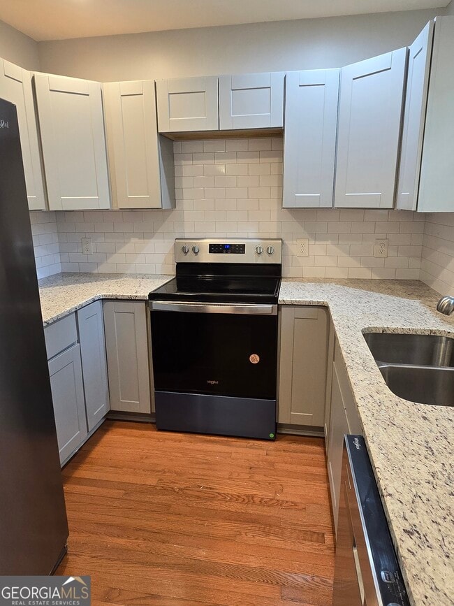 Photo - 4075 Fairburn Ave SW