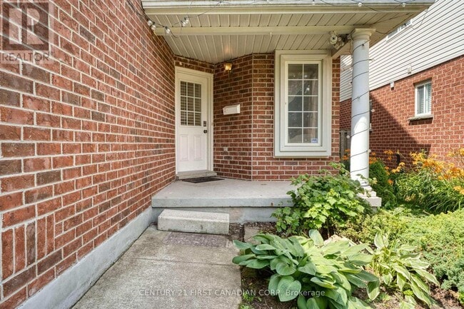 Photo - 761 Blacksmith St