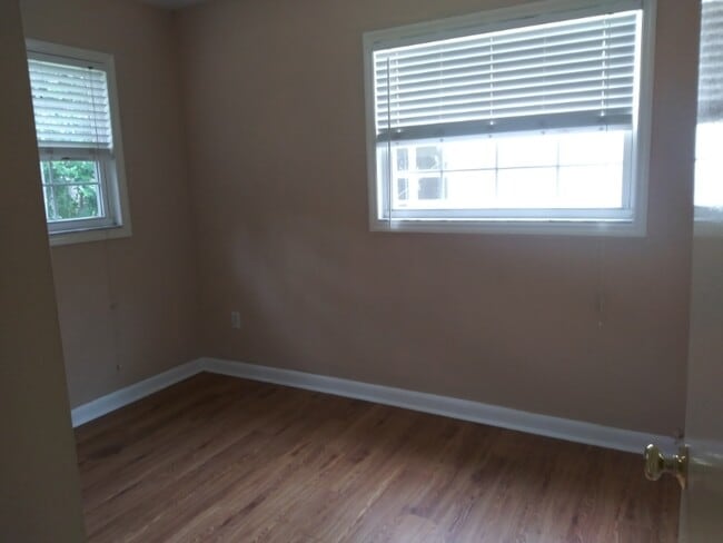 Photo - 521 S Crest Ave