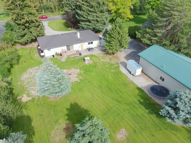 Photo - 5 Bedrooms | 2 Full Baths | 1 Acre | Shop