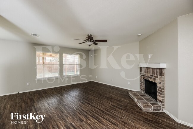 Photo - 4516 Mountain Oak St