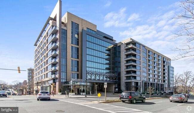 Building Photo - 8300 Wisconsin Ave Unit 1B-138 Rental