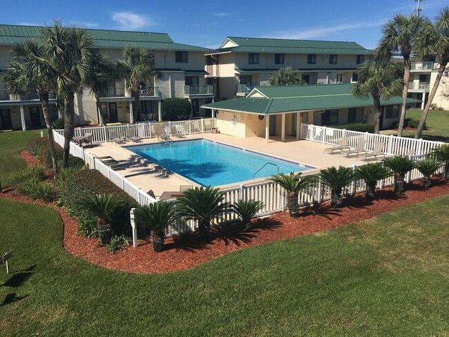Photo - **Move In Special-50% Off First Months Rent** Unit D5