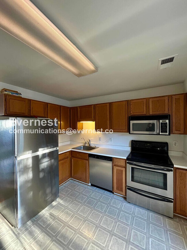 Photo - 16321 Taconic Cir