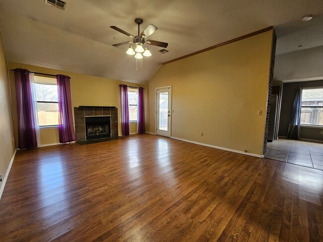 Photo - (3) Bed/(2) Bath in Moore with Safe Room Avail NOW!