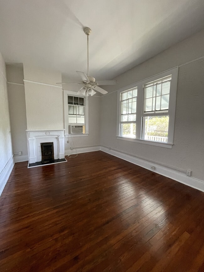4229 Coliseum St Unit Front upper right