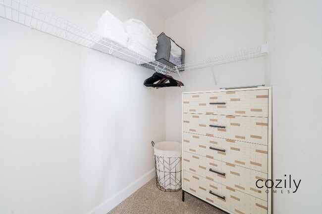 Photo - 3877 Castellina Way