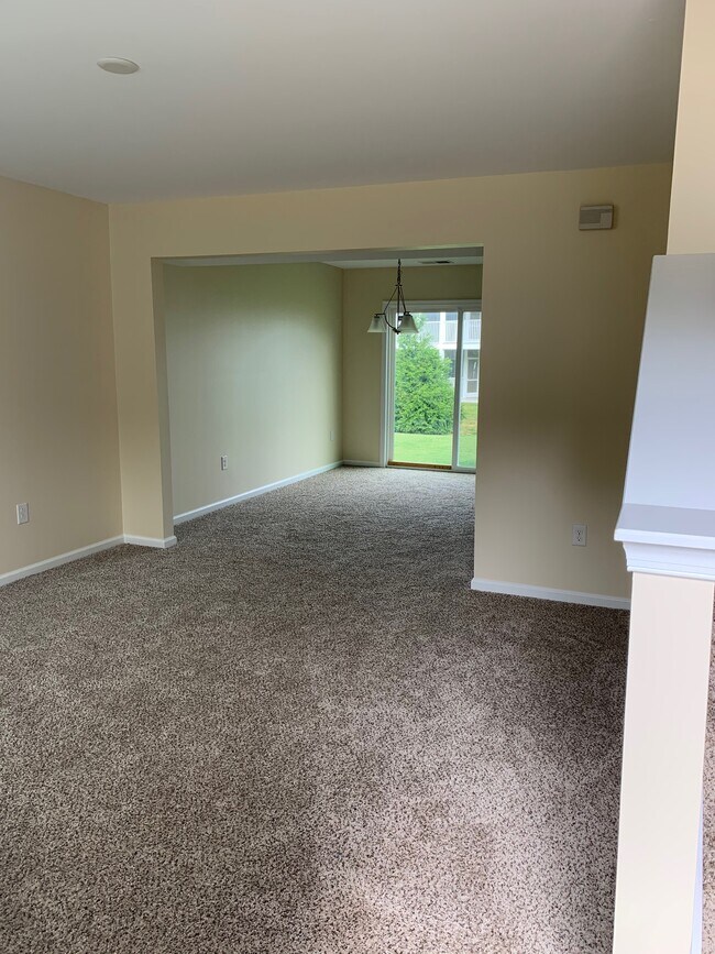 Family Room & Dining Area - 131 Bobbys Branch Rd