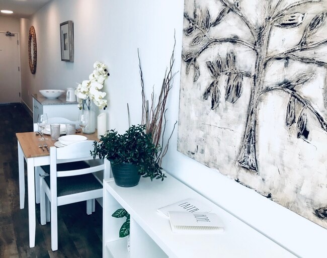 Photo - Beautiful, Bright,  Studio at Magnolia Unit 309
