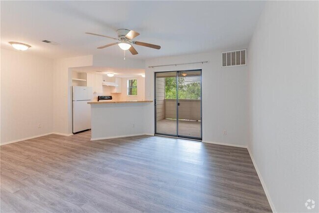 Building Photo - 2500 Burleson Rd Unit 614 Rental