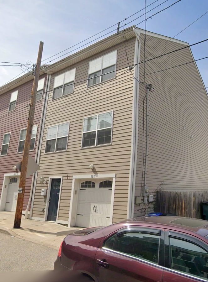 Photo - 828 Spring Garden Ave Townhome