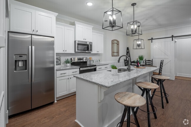 2BR, 2BA - Harper - 1,265SF - Kitchen