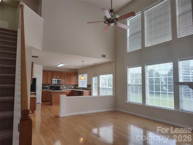 Photo - 10804 Fountaingrove Dr