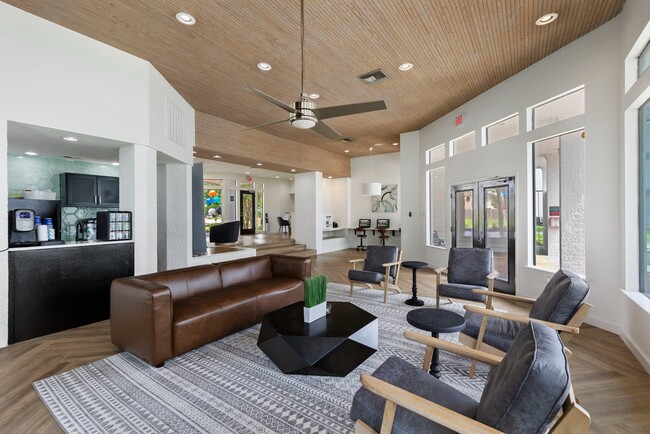 Leasing Center