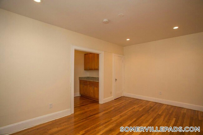 136 Highland Ave Unidad 6