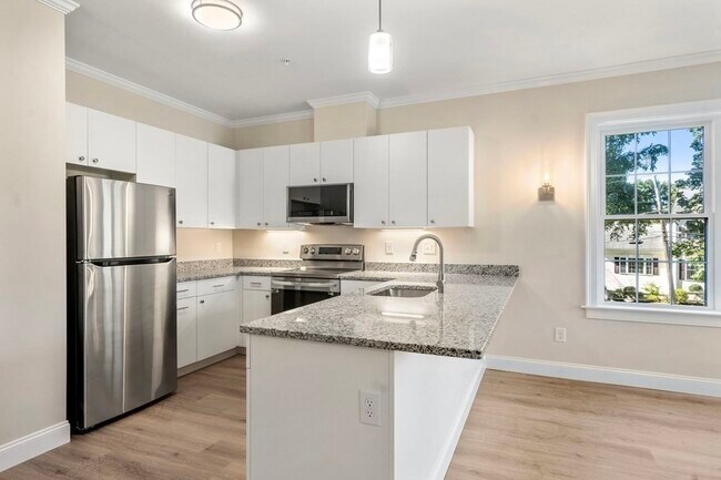 244 Main St Unit 101