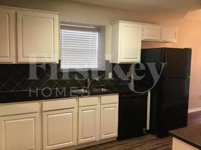 Photo - 6314 Settlement Dr