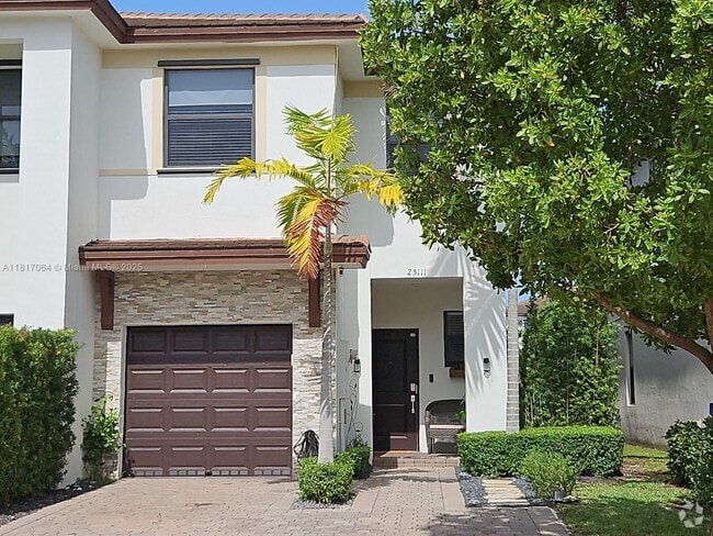 Building Photo - 25111 SW 108th Ave Rental