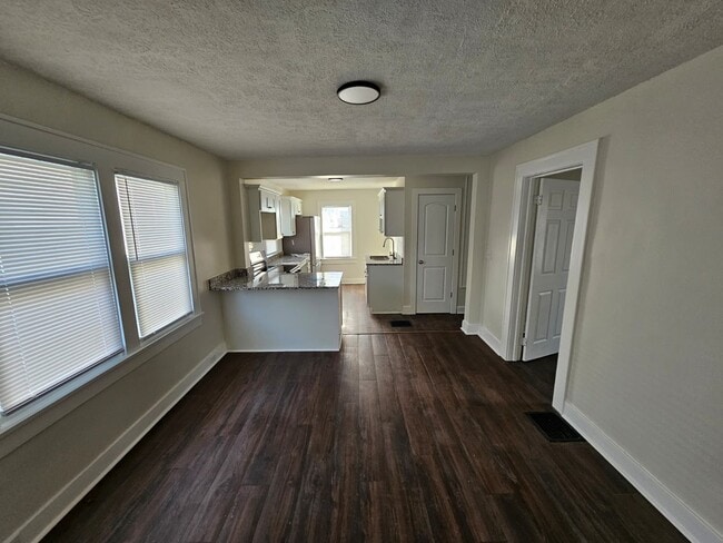 Photo - 1719 Dawson St