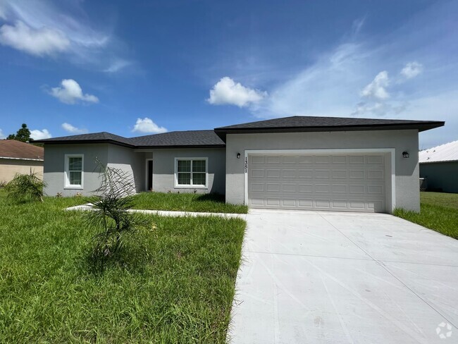 Building Photo - BEAUTIFUL 3 Bedroom, 2 Bathroom Home in Pa...