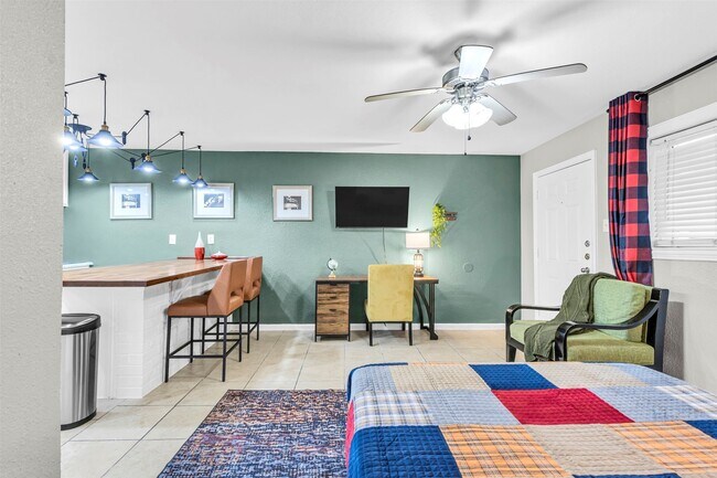 Photo - 1840 Richmond Ave. Unit 08