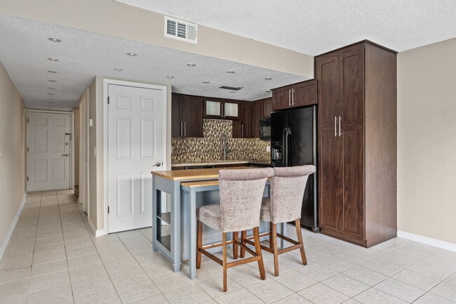 Photo - 1107 1st St S Unit B