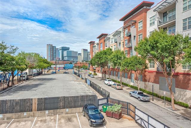 Photo - 215 N Walton St Unit 5