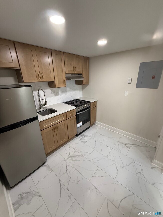 Photo - 18-Unit Cherry St