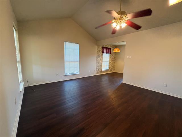 Photo - 714 Hillcrest Ct
