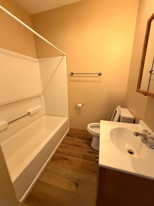 Photo - 801 N Santa Fe Ave Unit B
