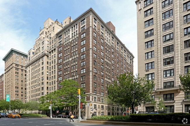 Photo - 885 Park Ave